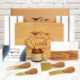 מארז מתנה מעוצב לבית עם נר וקרש